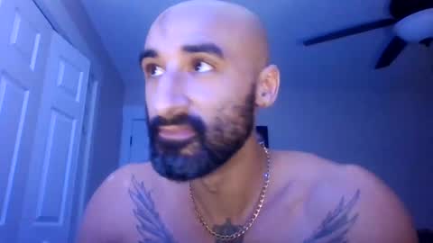 Snapshot of titanfit101 chatting on 4, 11, 2025 Titan online show from 4, 11, 2025