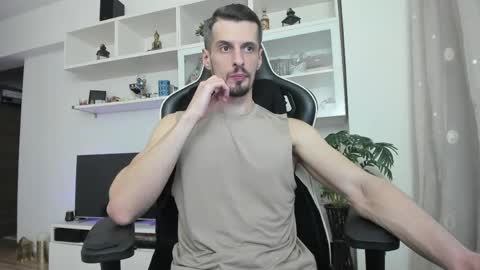Snapshot of toddclaytonn chatting on 19, 5, 2026 Todd online show from 19, 5, 2026