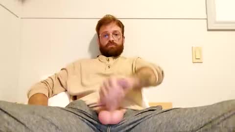 Snapshot of toffbuck chatting on 14, 10, 2025 ToffBuck online show from 14, 10, 2025