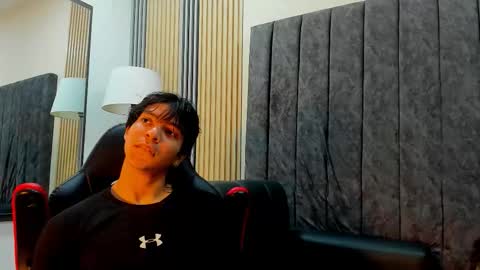 toji lee online show from 18, 12, 2025