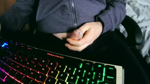 tolon408472 online show from 6, 3, 2025