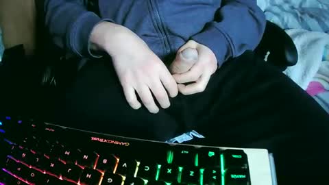 tolon408472 online show from 8, 3, 2025