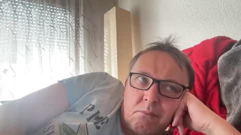 Snapshot of tom6644 chatting on 9, 3, 2025 Tom online show from 9, 3, 2025