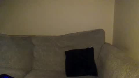 tom90ukx online show from 23, 12, 2024