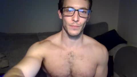 tom90ukx online show from 7, 3, 2025