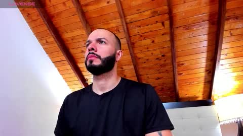   online show from 10, 11, 2025