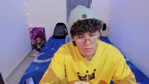 Tom Blue online show from 6, 3, 2026