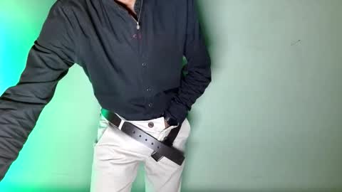 tomas gerauld. make me happy with 10000 tokens online show from 17, 1, 2026