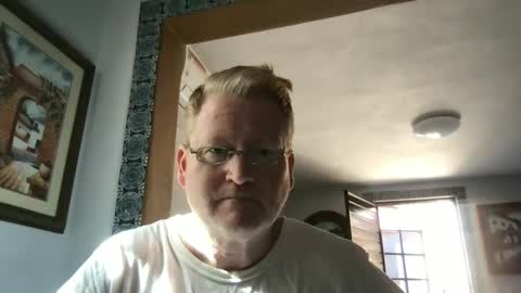 Snapshot of tomascausa chatting on 3, 12, 2024 Hola online show from 3, 12, 2024