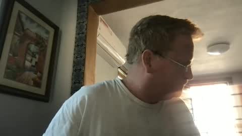 Snapshot of tomascausa chatting on 9, 12, 2024 Hola online show from 9, 12, 2024