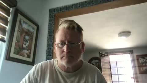 Snapshot of tomascausa chatting on 5, 2, 2025 Hola online show from 5, 2, 2025