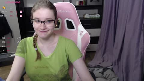 Snapshot of tomato_tease chatting on 31, 12, 2024 tomato_tease online show from 31, 12, 2024