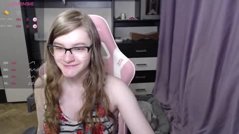 Snapshot of tomato_tease chatting on 4, 3, 2025 tomato_tease online show from 4, 3, 2025