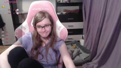 Snapshot of tomato_tease chatting on 12, 3, 2025 tomato_tease online show from 12, 3, 2025