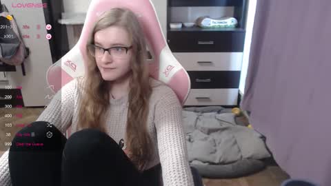 Snapshot of tomato_tease chatting on 18, 9, 2025 tomato_tease online show from 18, 9, 2025