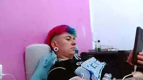 Blue online show from 19, 9, 2025