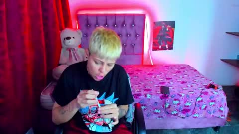 Snapshot of tomboygirl69 chatting on 22, 12, 2024 tomboygirl69 online show from 22, 12, 2024