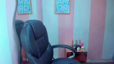 Snapshot of tomboygirl69 chatting on 19, 11, 2025 tomboygirl69 online show from 19, 11, 2025