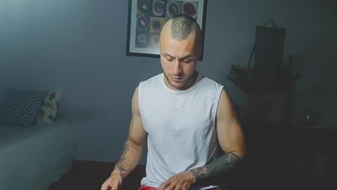 tomDavisXl online show from 18, 5, 2026