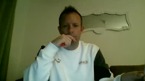 tomhubz online show from 16, 11, 2025