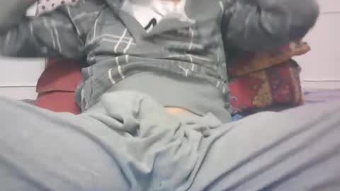 Snapshot of tommaso9046 chatting on 1, 3, 2025 tommaso9046 online show from 1, 3, 2025