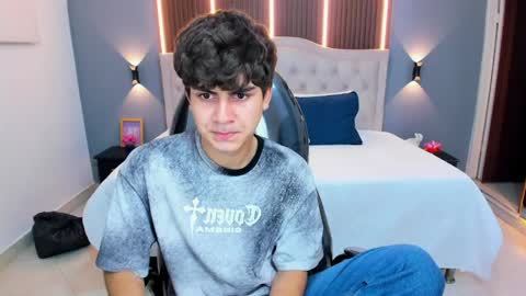 Tommy  online show from 8, 4, 2026