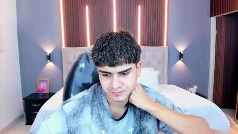 Snapshot of tommy18__ chatting on 18, 6, 2026 Tommy online show from 18, 6, 2026