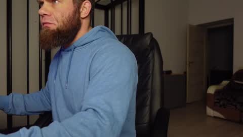  tommy burnzzz  online show from 16, 2, 2025