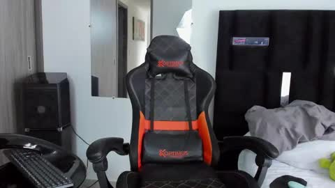   online show from 13, 2, 2025