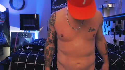 Snapshot of tommy_knuckles chatting on 28, 12, 2024 Tommy online show from 28, 12, 2024