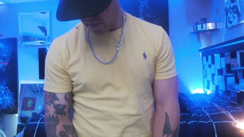 Snapshot of tommy_knuckles chatting on 5, 1, 2025 Tommy online show from 5, 1, 2025