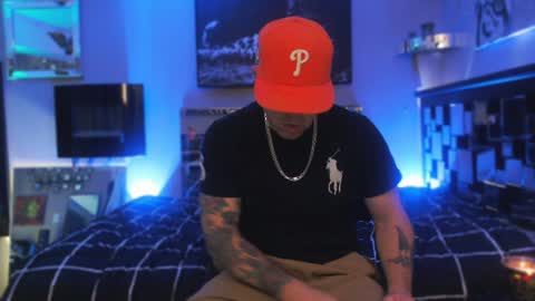 Snapshot of tommy_knuckles chatting on 5, 1, 2025 Tommy online show from 5, 1, 2025