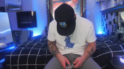 Snapshot of tommy_knuckles chatting on 25, 1, 2025 Tommy online show from 25, 1, 2025