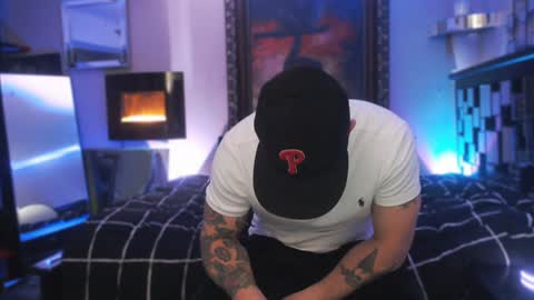 Snapshot of tommy_knuckles chatting on 28, 1, 2025 Tommy online show from 28, 1, 2025