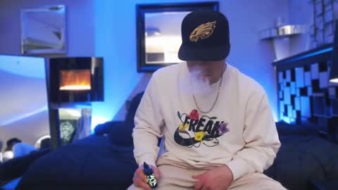 Snapshot of tommy_knuckles chatting on 13, 2, 2025 Tommy online show from 13, 2, 2025