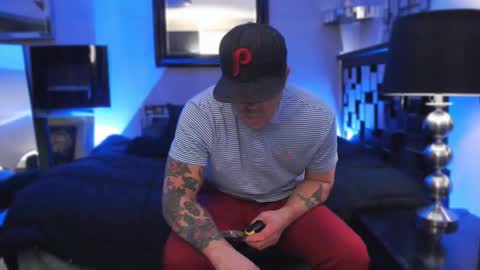 Snapshot of tommy_knuckles chatting on 15, 2, 2025 Tommy online show from 15, 2, 2025