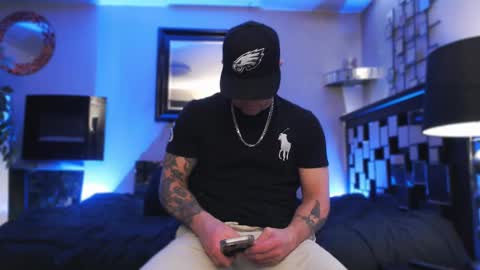 Snapshot of tommy_knuckles chatting on 26, 2, 2025 Tommy online show from 26, 2, 2025