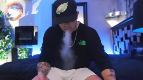 Snapshot of tommy_knuckles chatting on 28, 2, 2025 Tommy online show from 28, 2, 2025