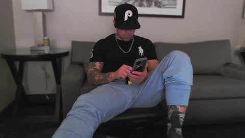 Snapshot of tommy_knuckles chatting on 2, 3, 2025 Tommy online show from 2, 3, 2025