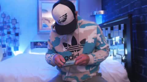 Snapshot of tommy_knuckles chatting on 2, 10, 2025 Tommy online show from 2, 10, 2025