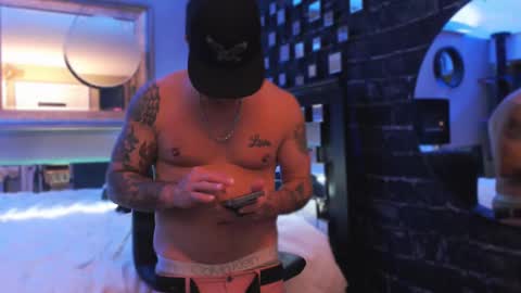 Snapshot of tommy_knuckles chatting on 3, 11, 2025 Tommy online show from 3, 11, 2025