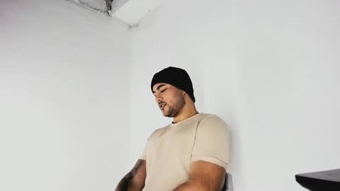 tommy_sccott online show from 28, 10, 2025