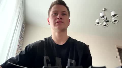 Tommy Shak online show from 20, 2, 2025