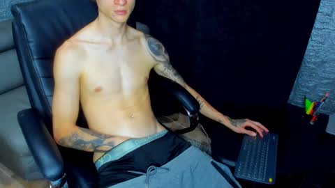 Tommy Slater online show from 4, 3, 2025