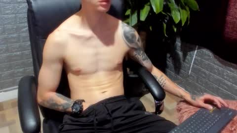 Tommy Slater online show from 9, 1, 2026