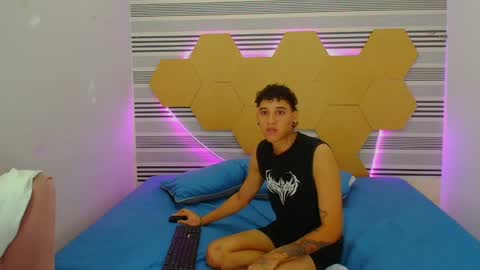 tommy_sweet1 online show from 27, 12, 2024