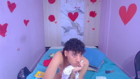 tommy_sweet1 online show from 19, 2, 2025