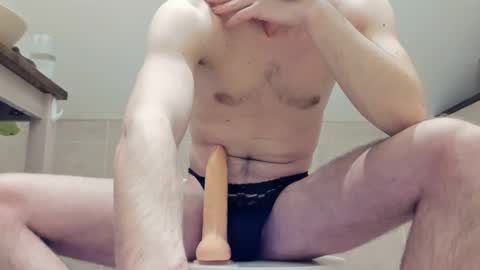 Tom online show from 22, 2, 2025