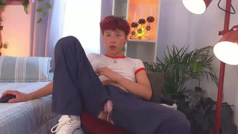 Tommy Foxboy online show from 3, 11, 2025