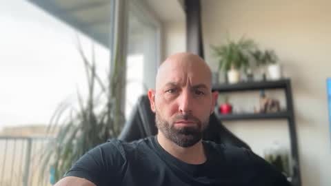 Thomas Fit online show from 9, 3, 2026